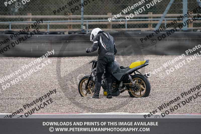 donington no limits trackday;donington park photographs;donington trackday photographs;no limits trackdays;peter wileman photography;trackday digital images;trackday photos